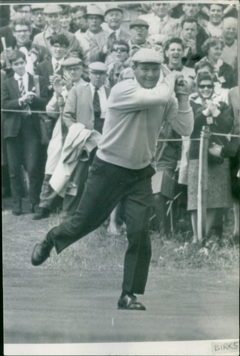 Arnold Palmer - Vintage Photograph