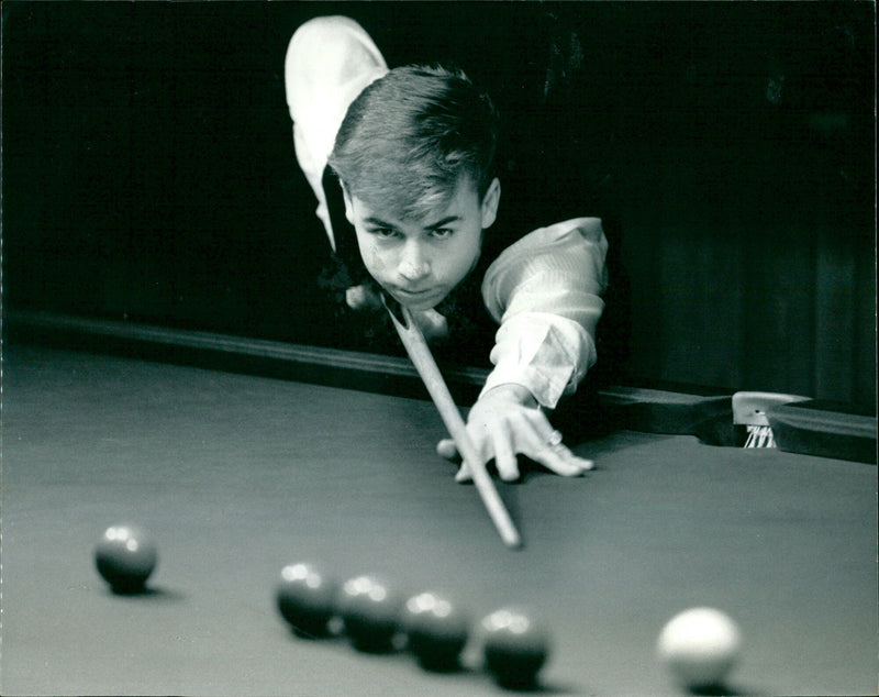 Lee Richardson - Vintage Photograph