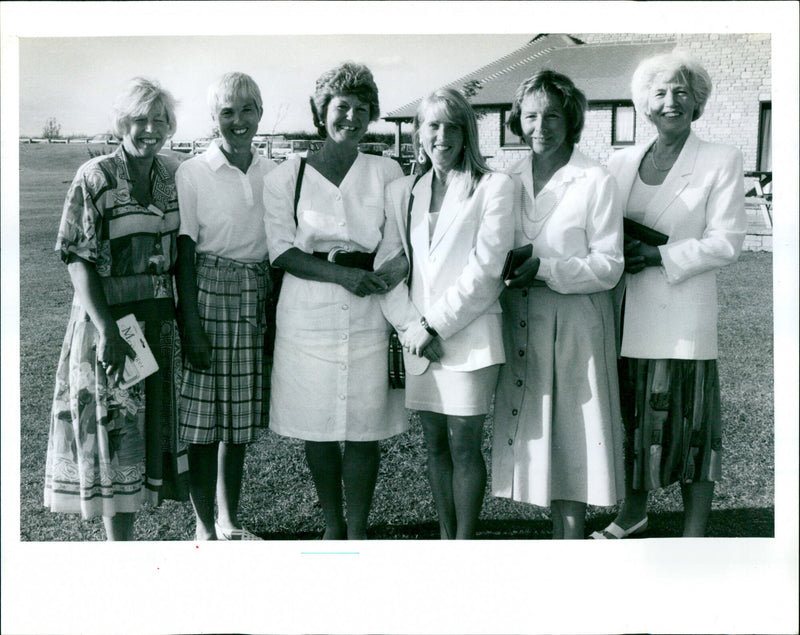 OT GOLF Lyneham - Vintage Photograph