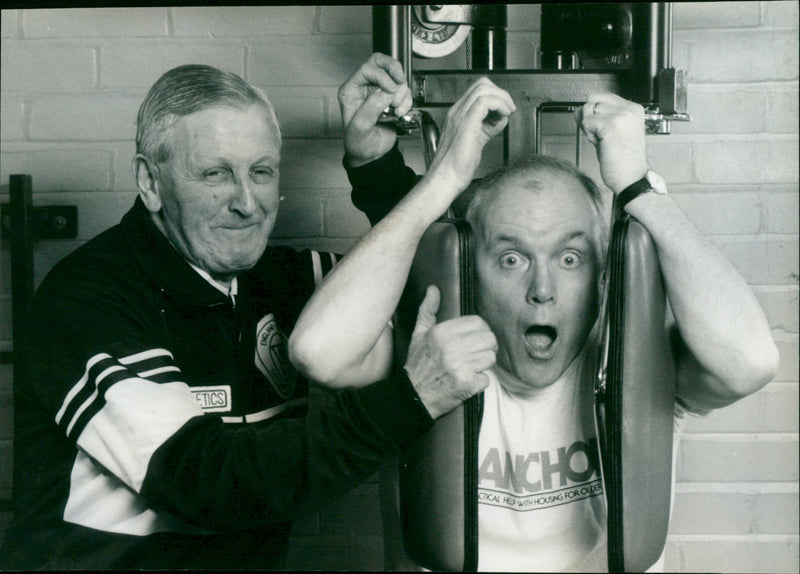 Kenneth Cope, Mon Hillier - Vintage Photograph