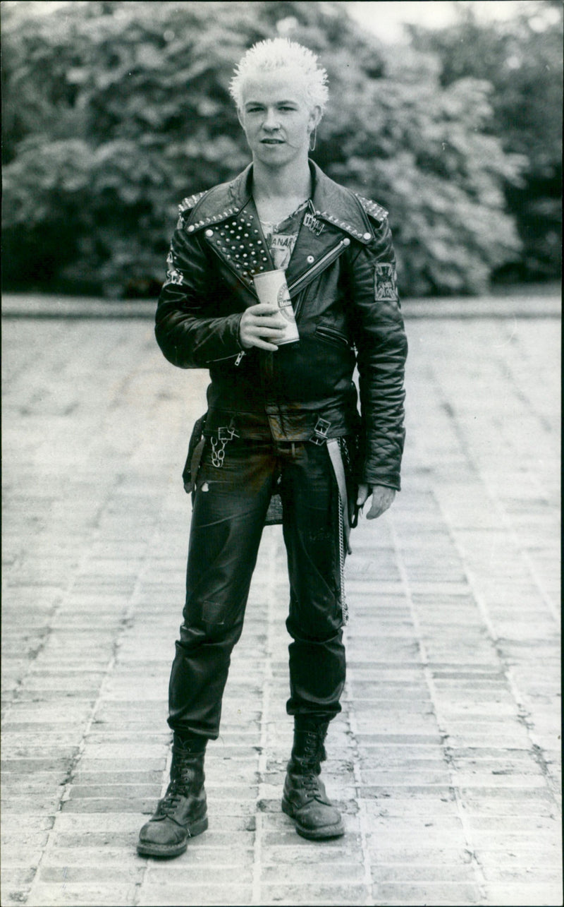 Peanut - Vintage Photograph