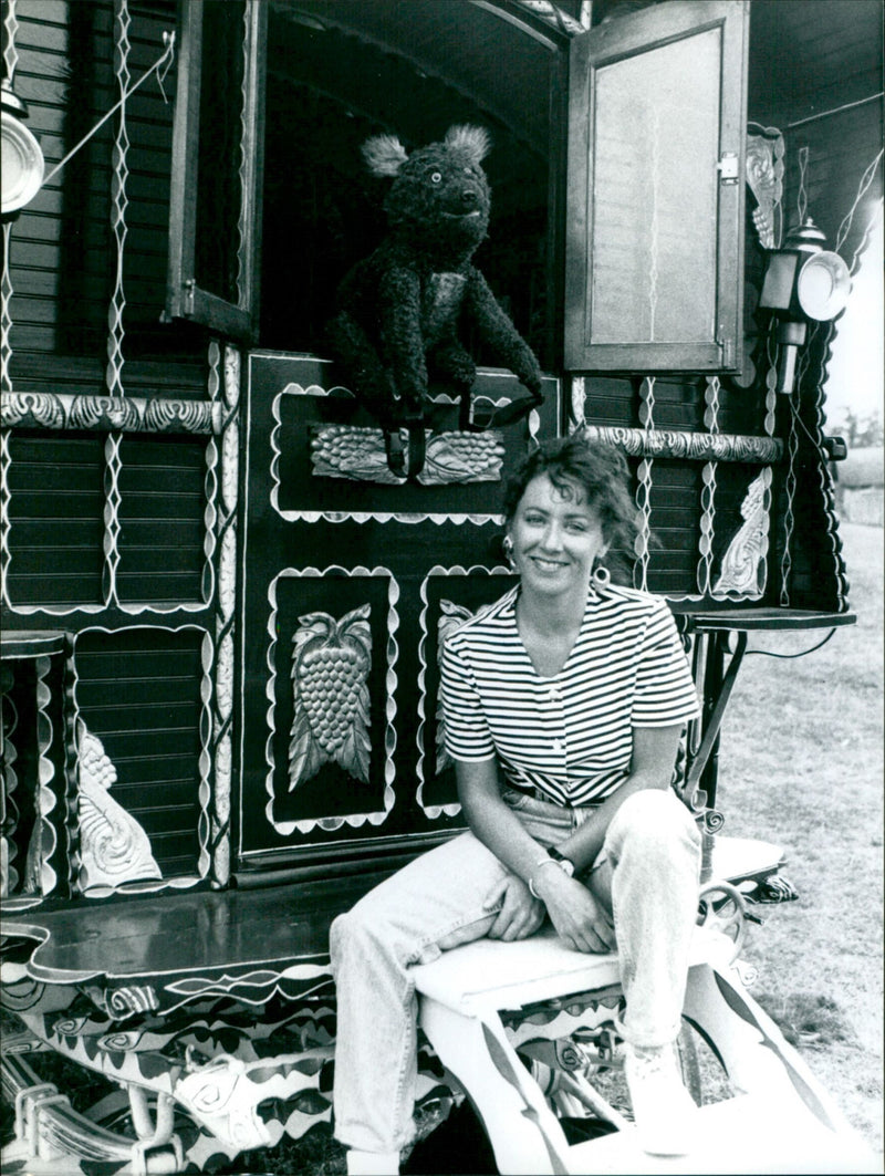 Lindsey Coulson - Vintage Photograph