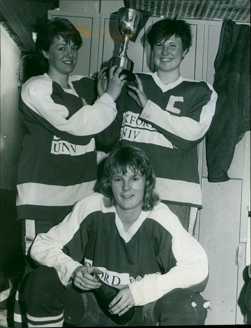 Oxford University line captains Virginia Maxwell and Carolyn Suter celebrate with Diana Fox after their victory in the Varsity Cup. - Vintage Photograph