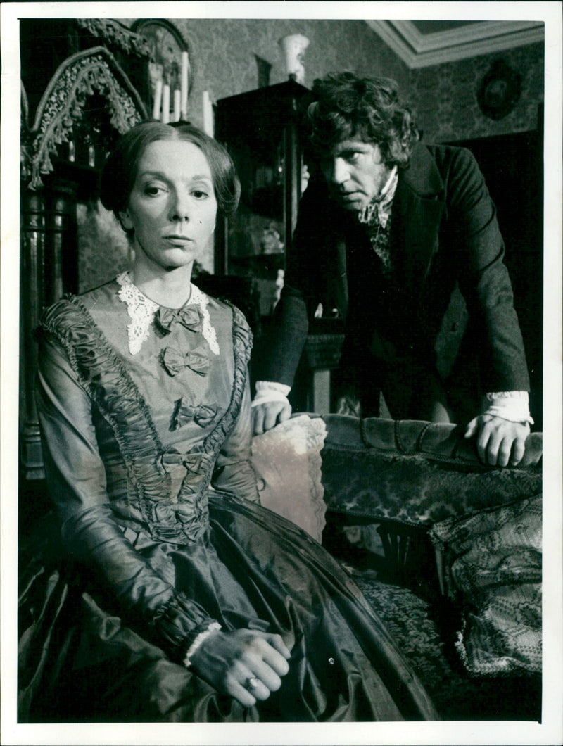 Alan Bates, Anna Massey - Vintage Photograph