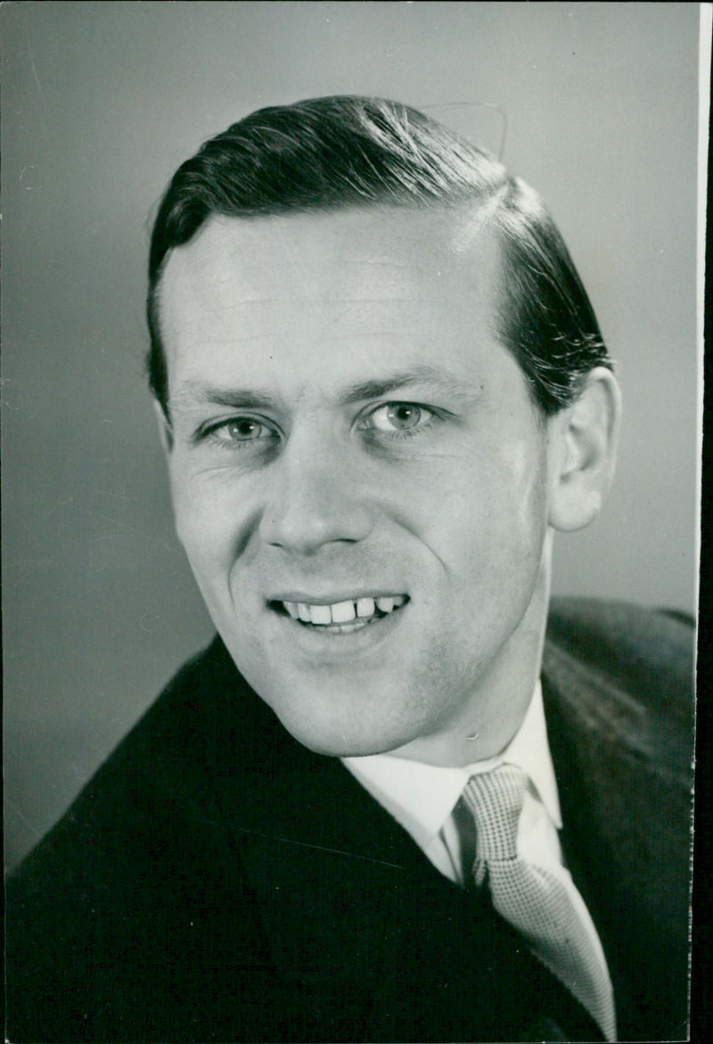 Robert Lindsay - Vintage Photograph