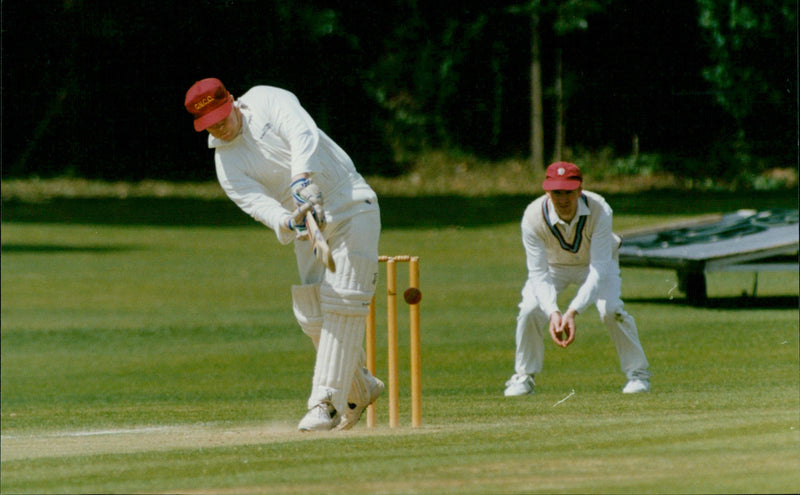 Ian Mead  and Bourton bowler Gareth Agg - Vintage Photograph