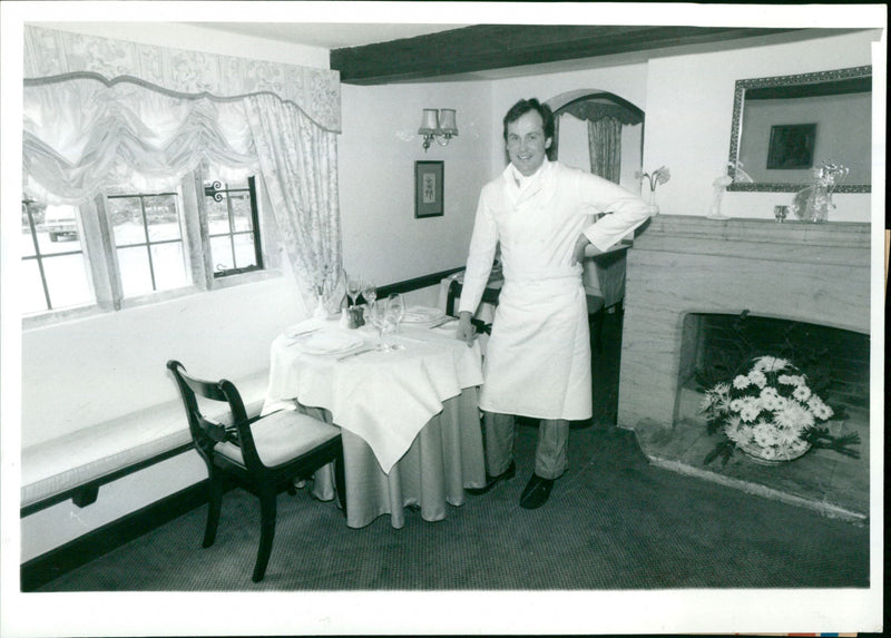 Paul Barnard at the plough Clanfield - Vintage Photograph