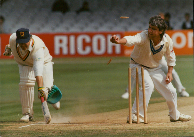 Steve Robins, playing in tiddington v woodhouse - Vintage Photograph