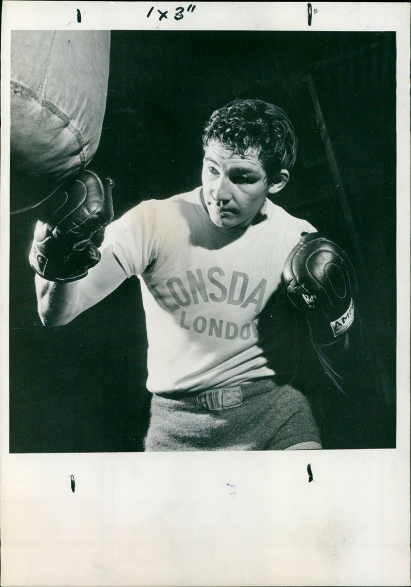 Wally swift - Vintage Photograph