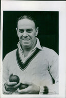 Australian cricketer Ian Johnson poses for a portrait in 1948. - Vintage Photograph