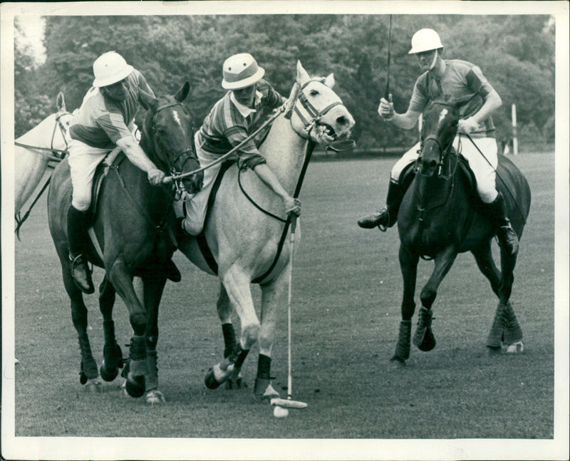 Queen's own Hussars Kidlington polo - Vintage Photograph