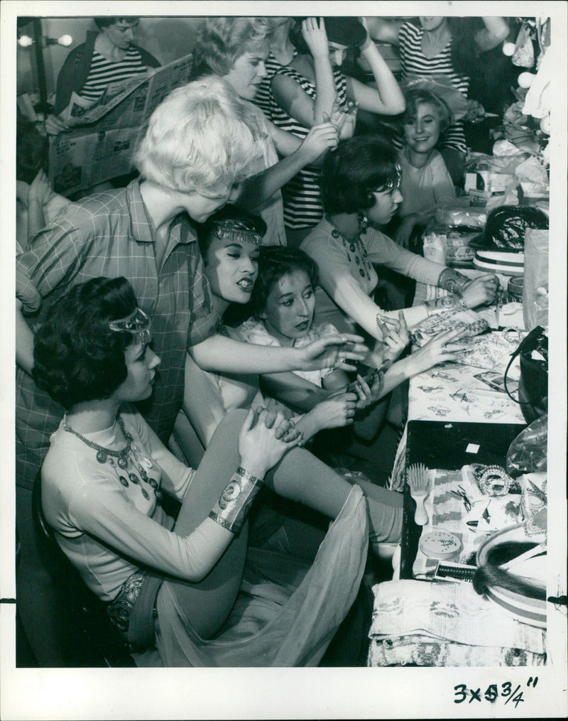 Tiller girls in the dressing room - Vintage Photograph