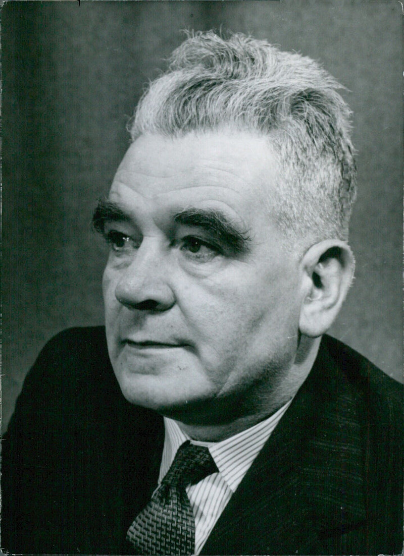 ARCHIBALD CLARK MANUEL - Vintage Photograph