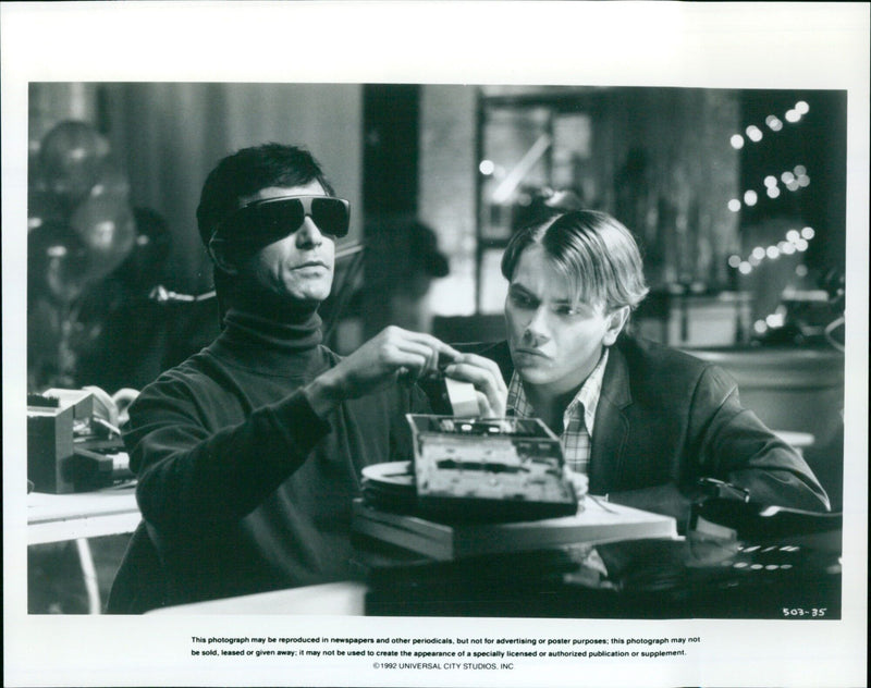David Strathairn and River Phoenix in a scene from the film "Sneakers" - Vintage Photograph