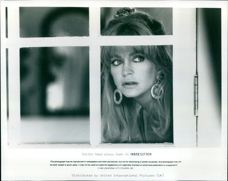 Goldie Hawn stars in the film "Housesitter." - Vintage Photograph