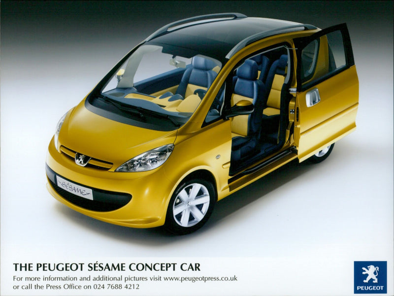 PEUGEOT - Vintage Photograph