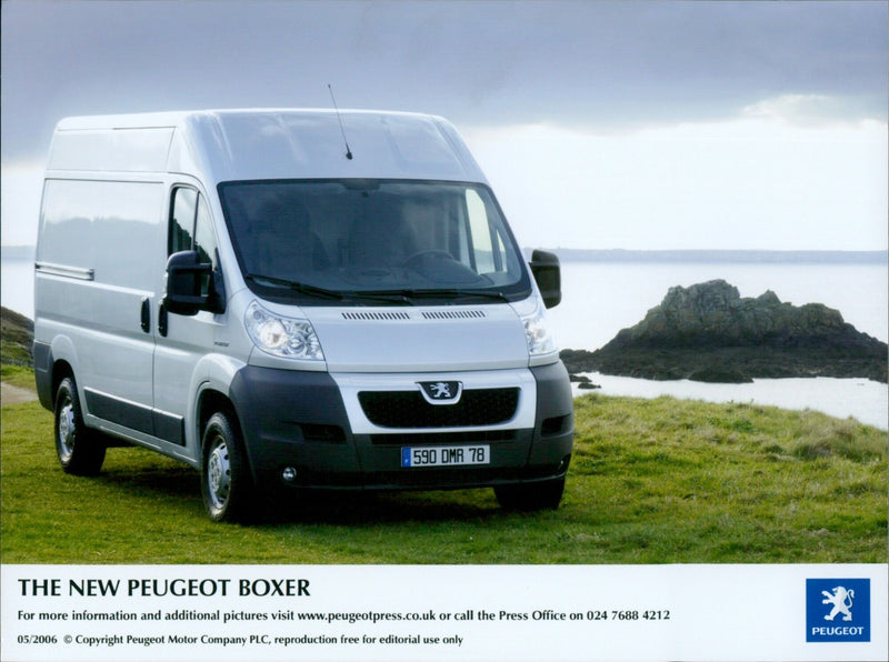 PEUGEOT BOXER - Vintage Photograph