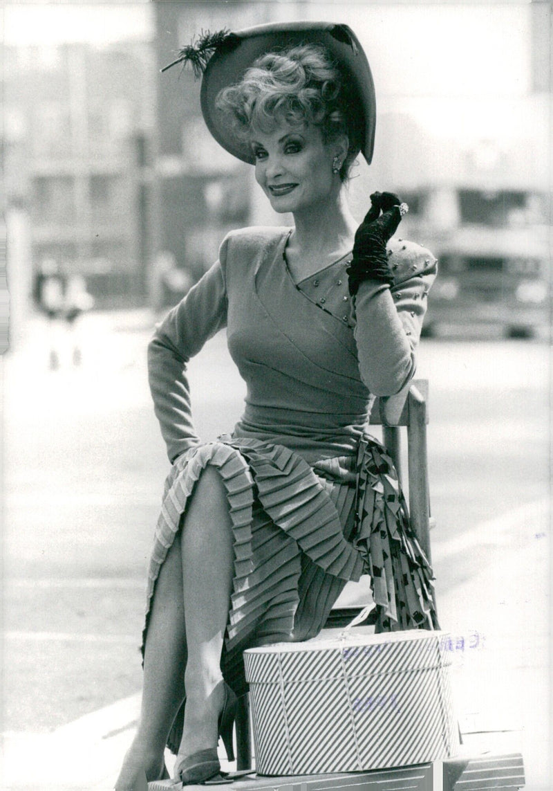 British actress Kate O'Mara poses for a portrait while starring in the TV soap saga "Dynasty". Photographer: Peter Francis/Camera Press. - Vintage Photograph