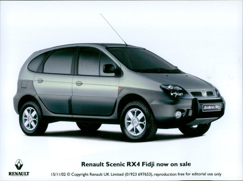 Renault Scenic - Vintage Photograph