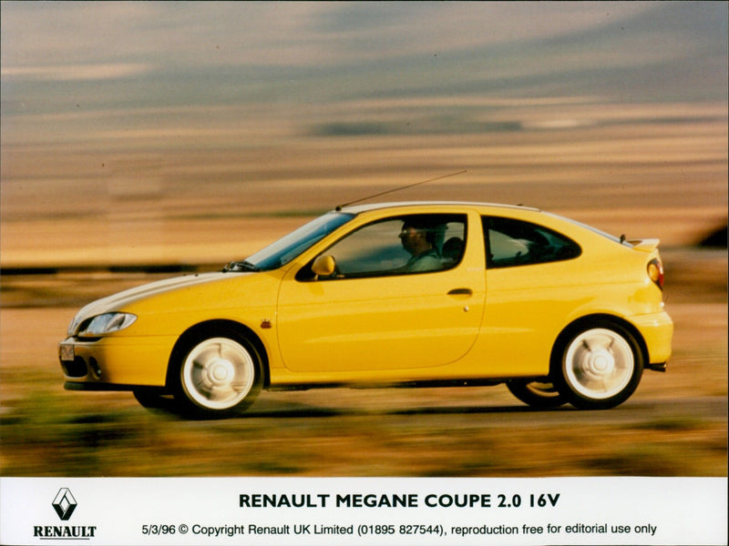 RENAULT MEGANE - Vintage Photograph