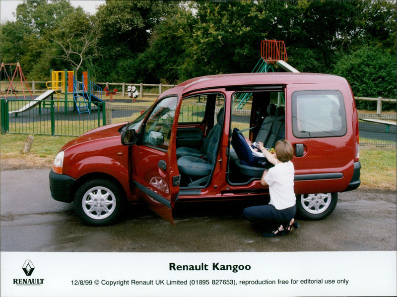 Renault - Vintage Photograph