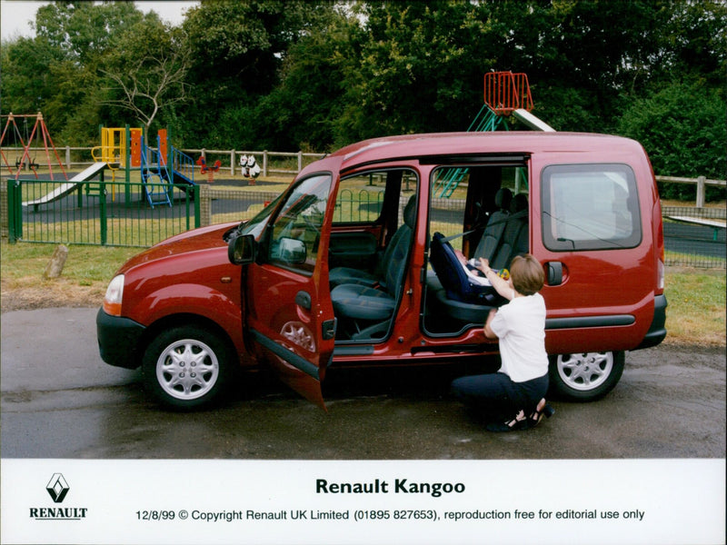 Renault - Vintage Photograph