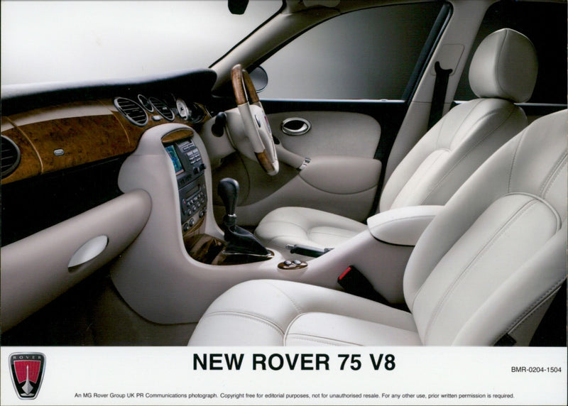 Rover 75 V8 - Vintage Photograph