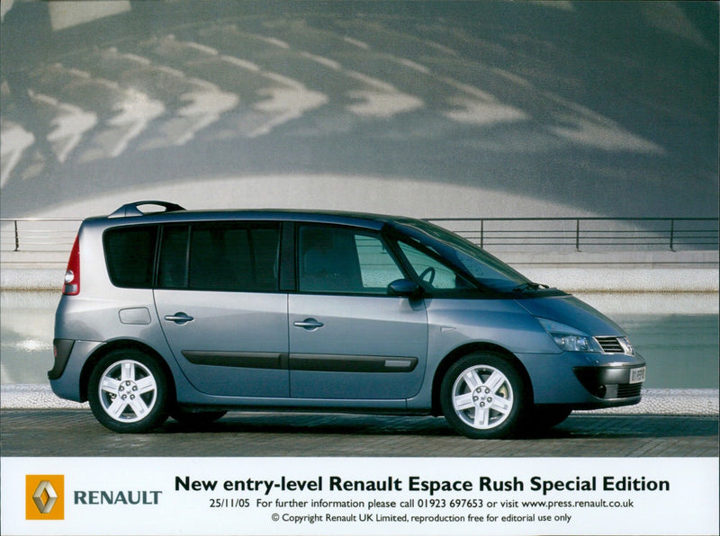 Renault Espace - Vintage Photograph