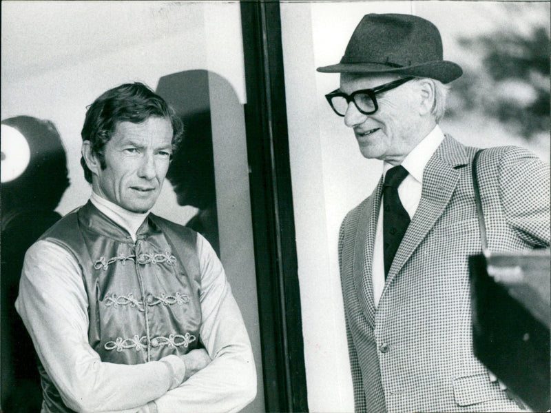 Lester Piggott - Vintage Photograph