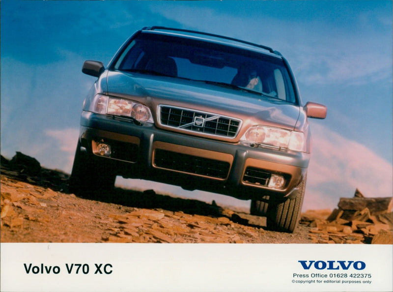 Volvo V70 XC - Vintage Photograph