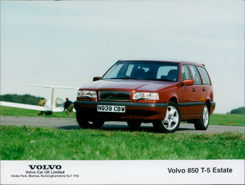 Volvo 850 T-5 Estate - Vintage Photograph