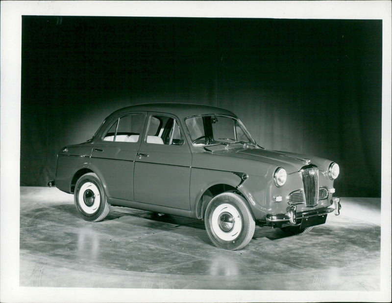 Wolseley 1500 - Vintage Photograph