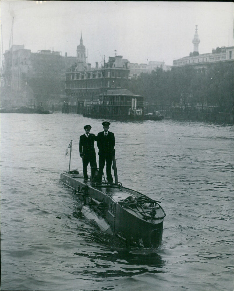 Midget submarine XE.8 arrives in the Thames - Vintage Photograph