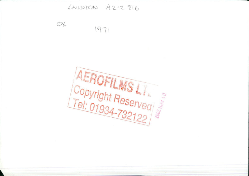 A212816 LAUNTON 1971, an aerial photograph of the village of Launtom taken by Aerofilms Ltd. - Vintage Photograph