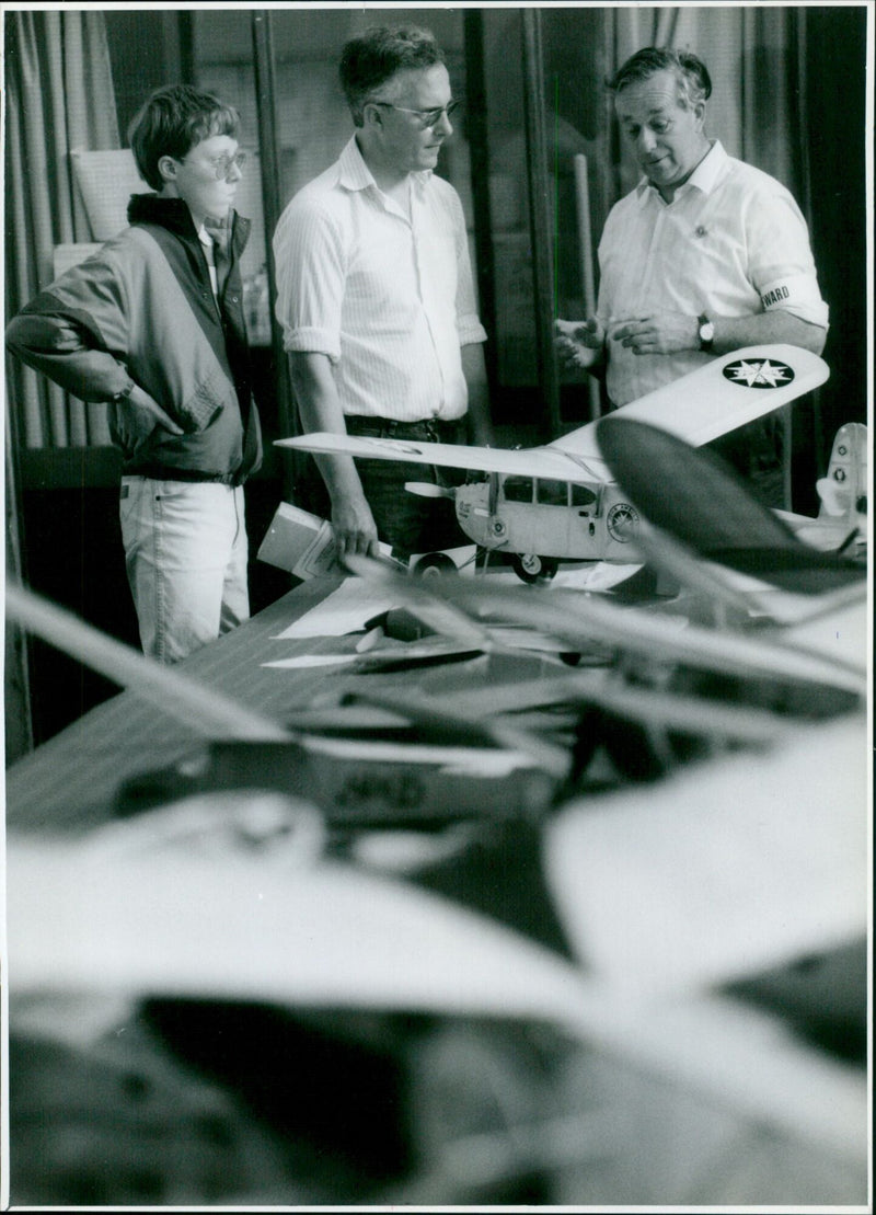 Oxford Model Flying Club celebrates its 21st anniversary with a display of model aircraft and memorabilia at Exeter Hall in Kidlington. - Vintage Photograph