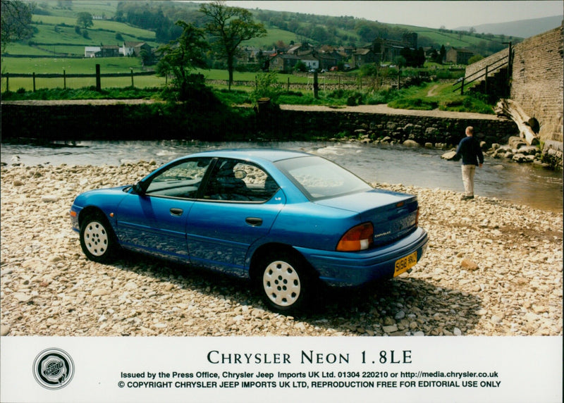 Chrysler Neon 1.8 LE - Vintage Photograph