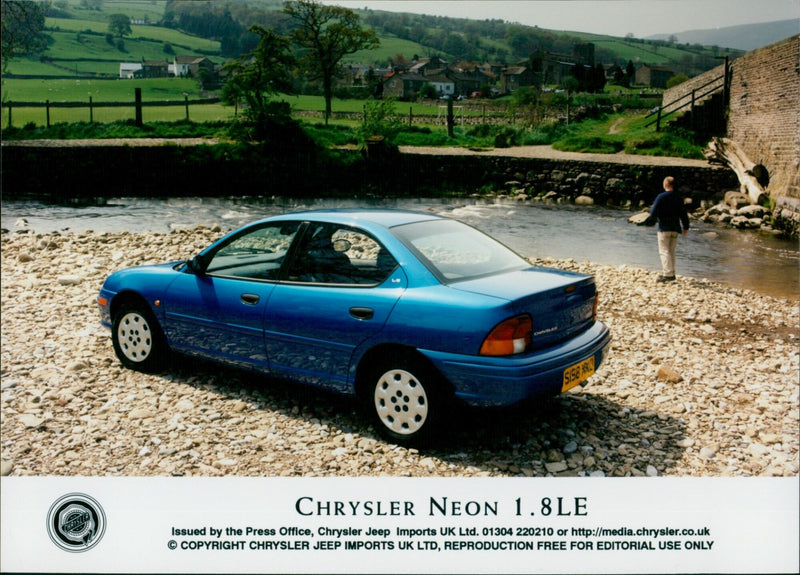 Chrysler Neon 1.8 LE - Vintage Photograph