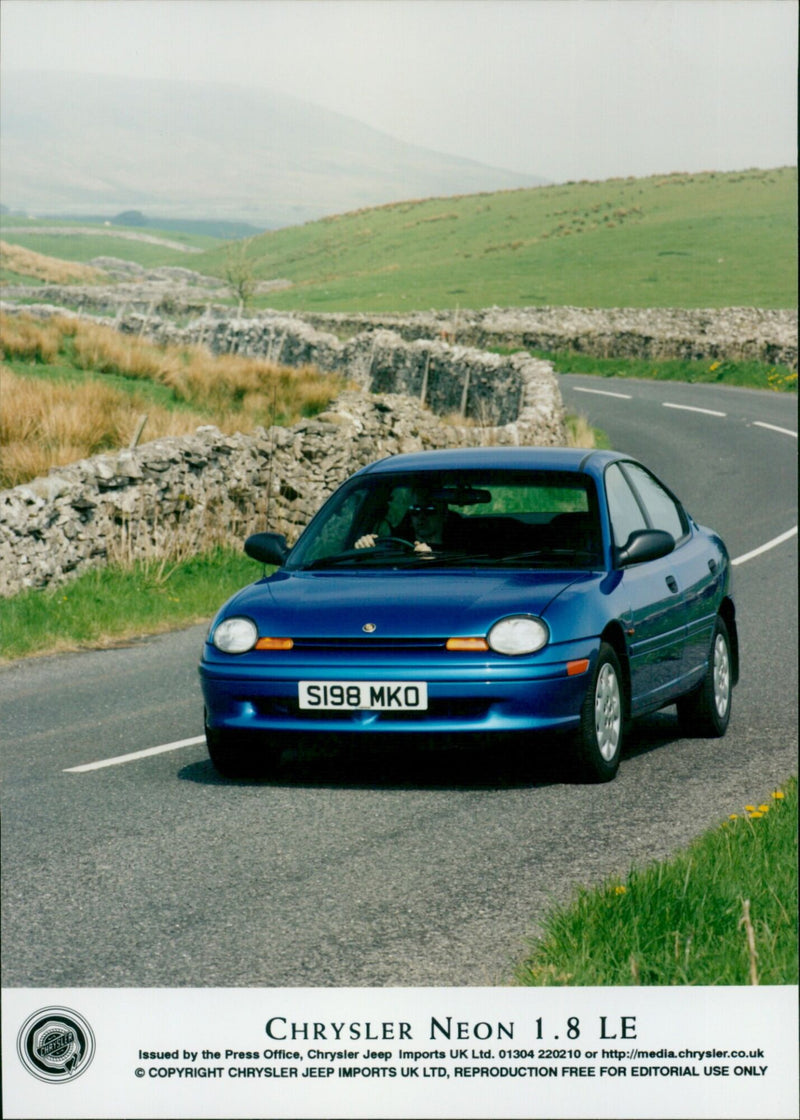 Chrysler Neon 1.8 LE - Vintage Photograph