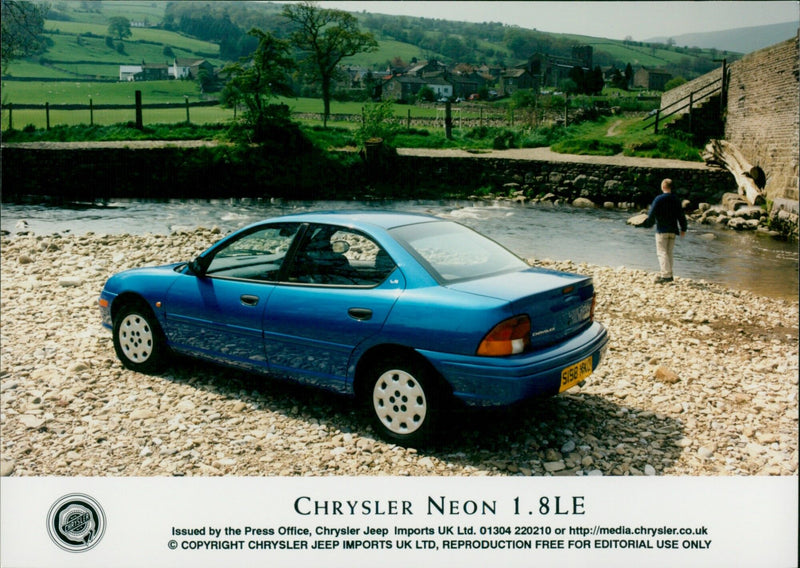 Chrysler Neon 1.8 LE - Vintage Photograph