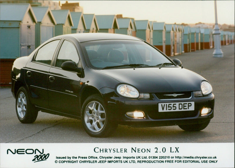 Chrysler Neon 2.0 LX - Vintage Photograph