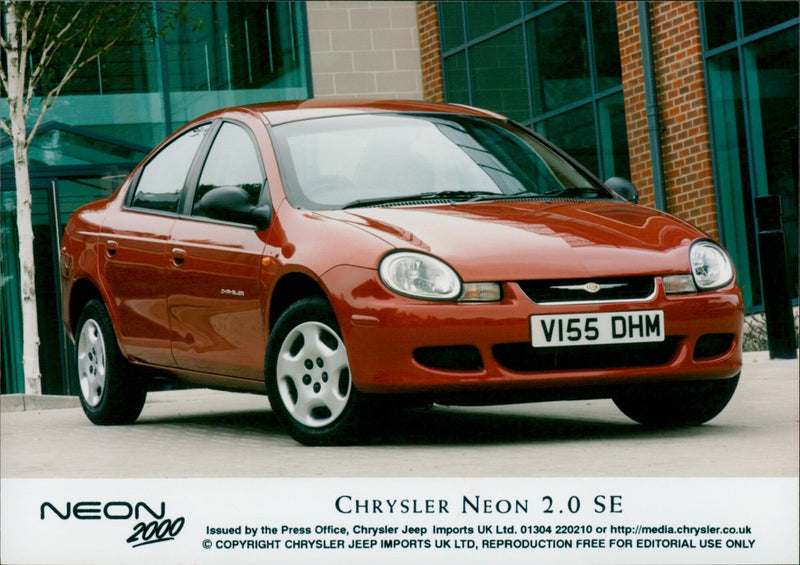 Chrysler Neon 2.0 SE - Vintage Photograph