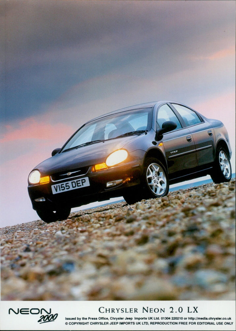 Chrysler Neon 2.0 LX - Vintage Photograph