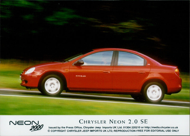 Chrysler Neon 2.0 SE - Vintage Photograph