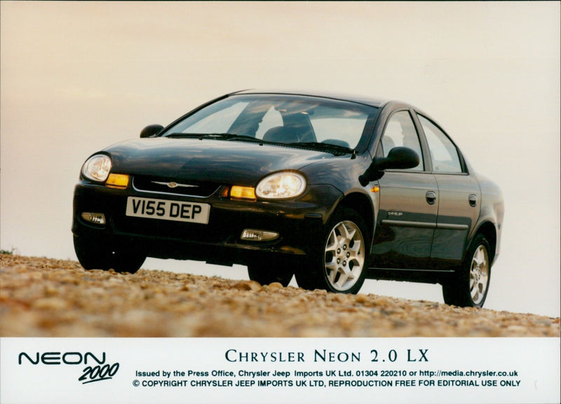 Chrysler Neon 2.0 LX - Vintage Photograph