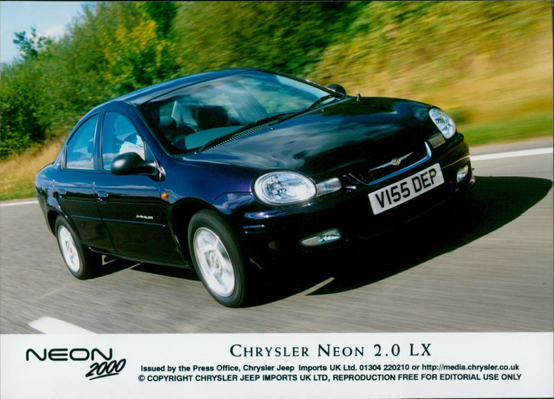 Chrysler Neon 2.0 LX - Vintage Photograph