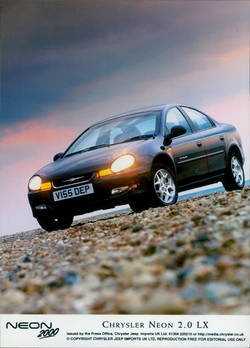 Chrysler Neon 2.0 LX - Vintage Photograph