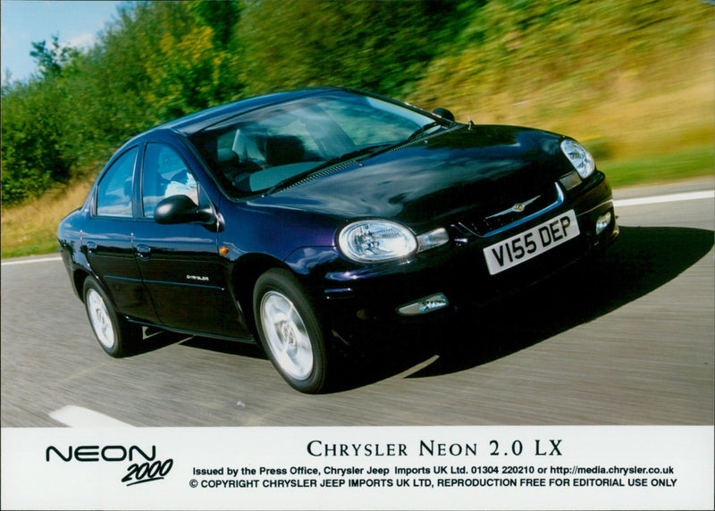 Chrysler Neon 2.0 LX - Vintage Photograph