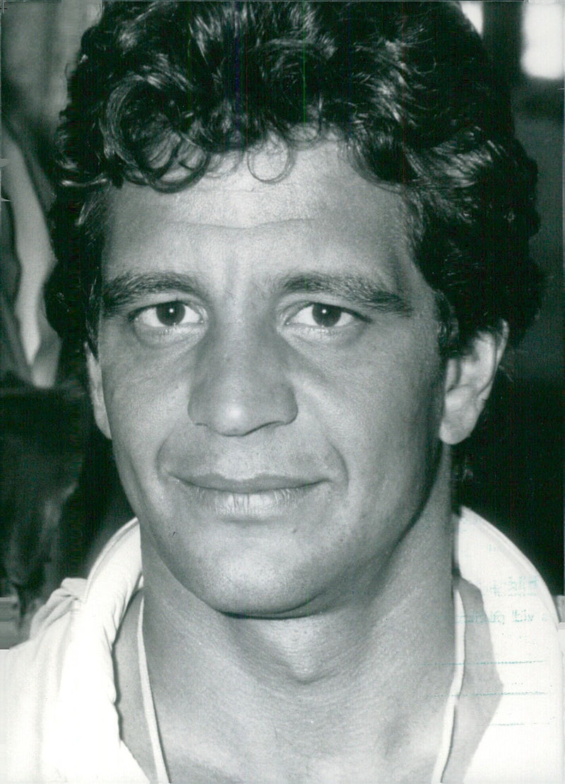 American actor Ed Marinaro, best known for his role in the U.S. TV series Hill Street Blues, is pictured in 1985. - Vintage Photograph