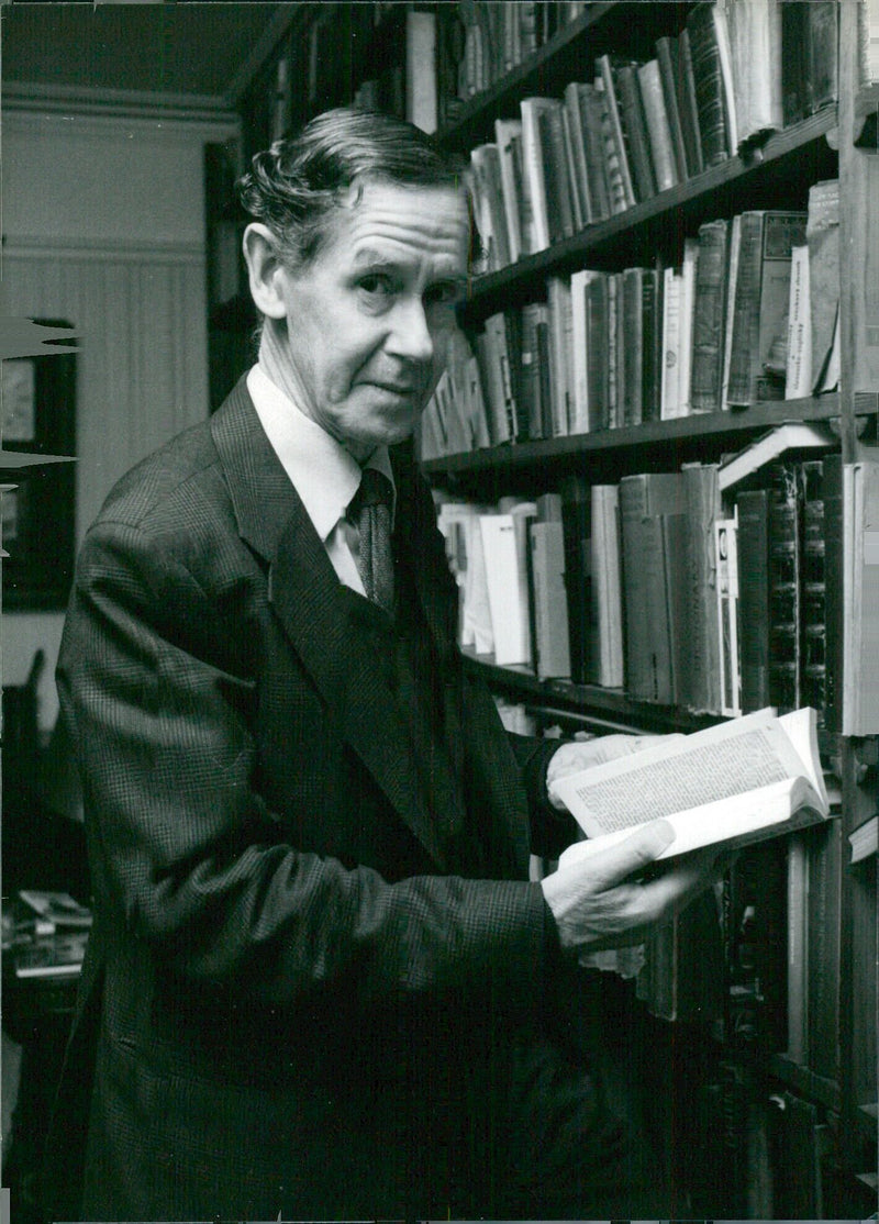 John Leslie Mackie, Fellow and Praelector in Philosophy at University College, Oxford, is pictured in 1981. - Vintage Photograph