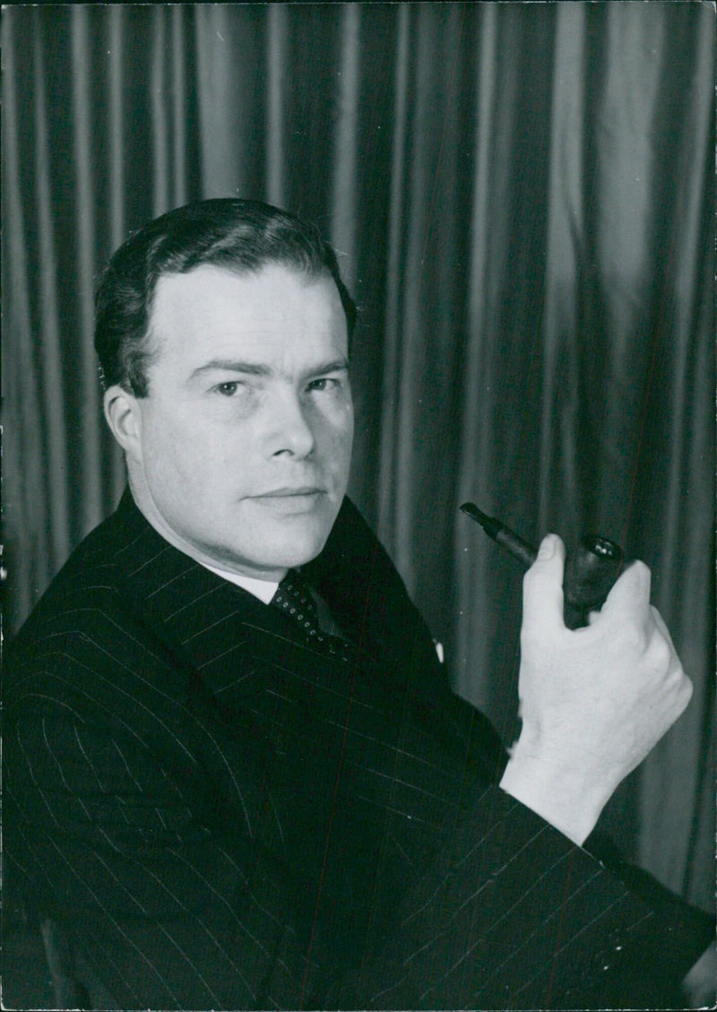 British Politician James David Gibson-Watt, M.C., M.P. poses for a photograph taken by Tom Blau on April 7, 1950 in Stockholm, Sweden. - Vintage Photograph